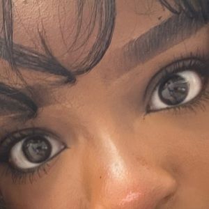 Meet your Posher, Akayla